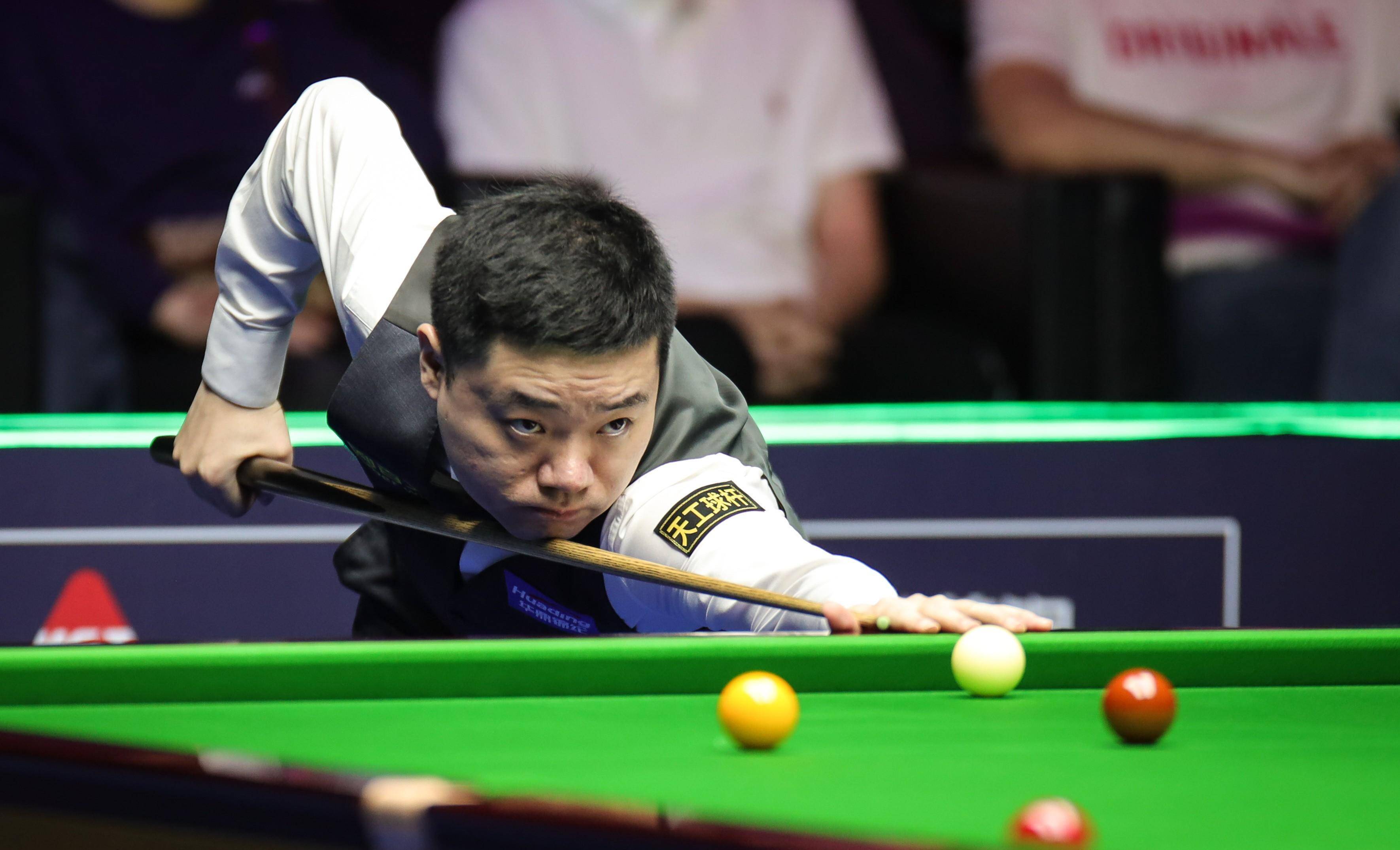 利体现在他 利体现在他