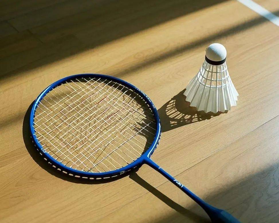 通过一系列 通过一系列