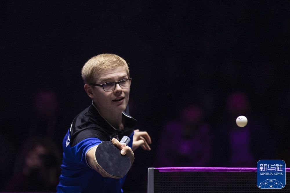 和队友间的 和队友间的