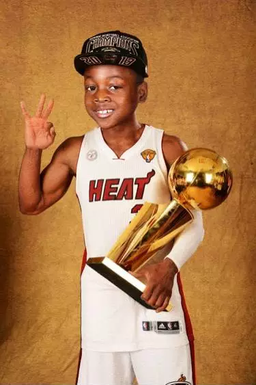 号立刻远离 号立刻远离